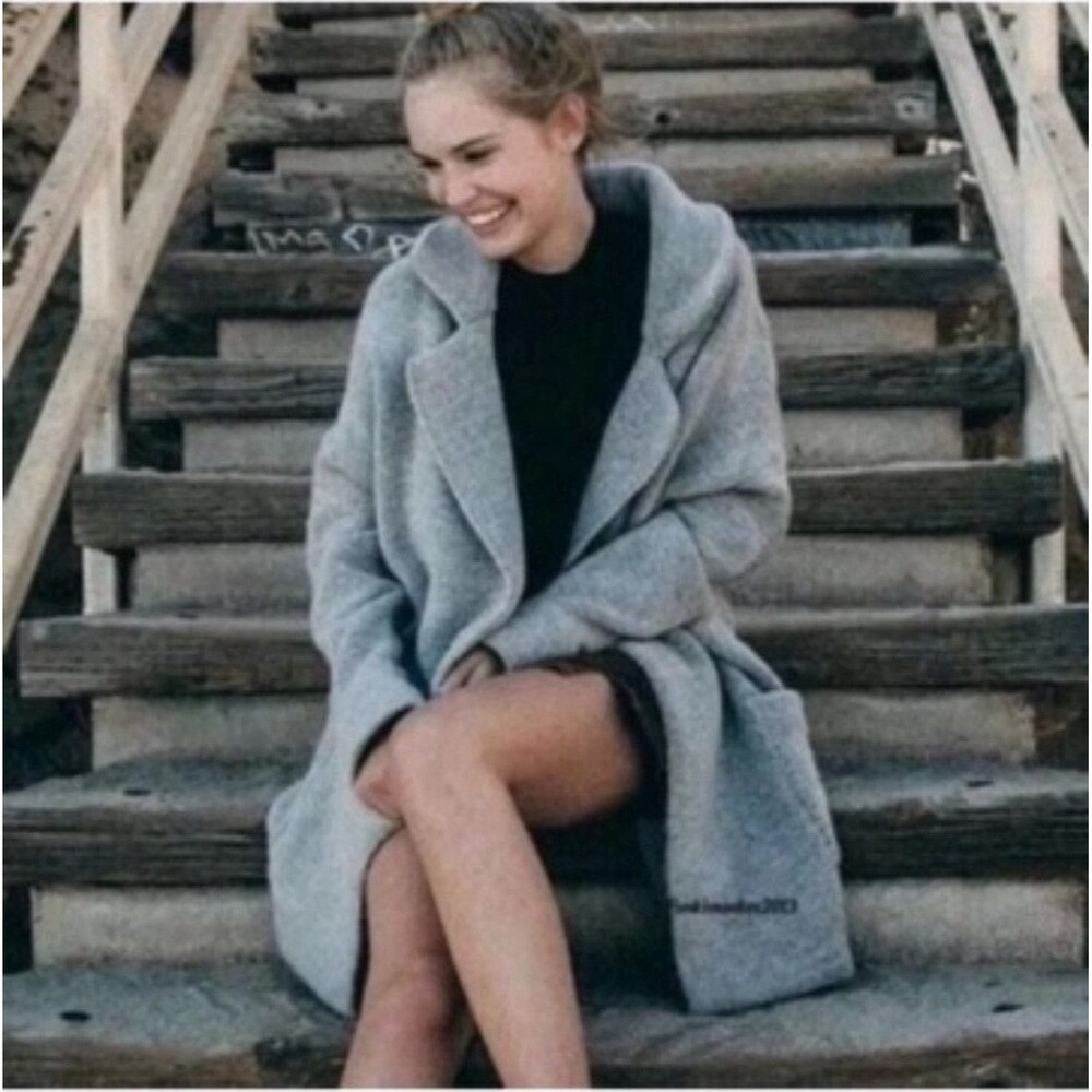 Brandy Melville Kennedy Drape Sweater Marled Gray  One Size - Picture 11 of 11